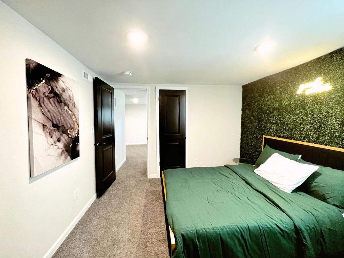 Apartment 1 Bed 1 Bath Basement With Private Entrance